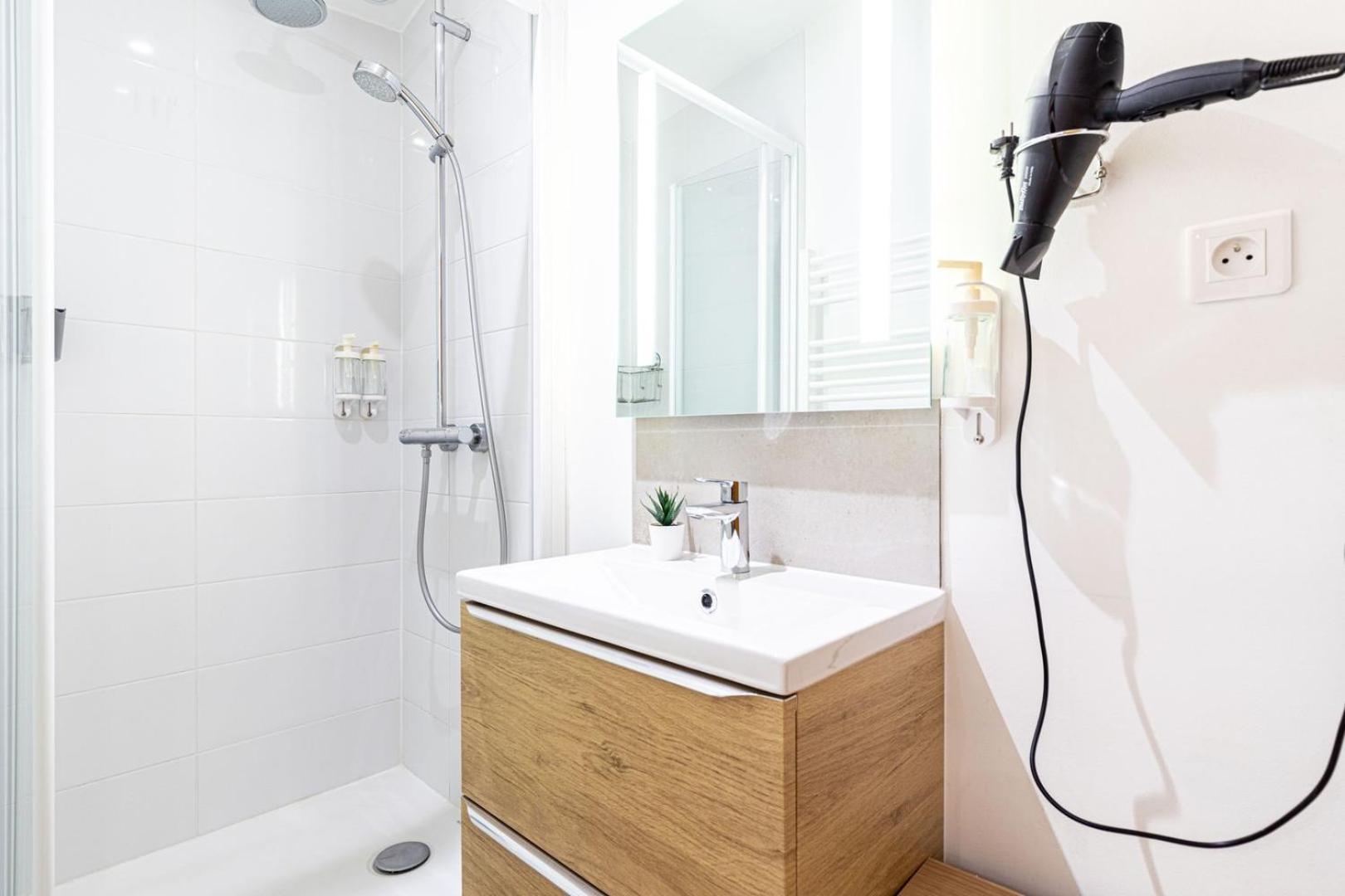 Guestready - Serene Stay Near Champ De Mars Paryż Zewnętrze zdjęcie